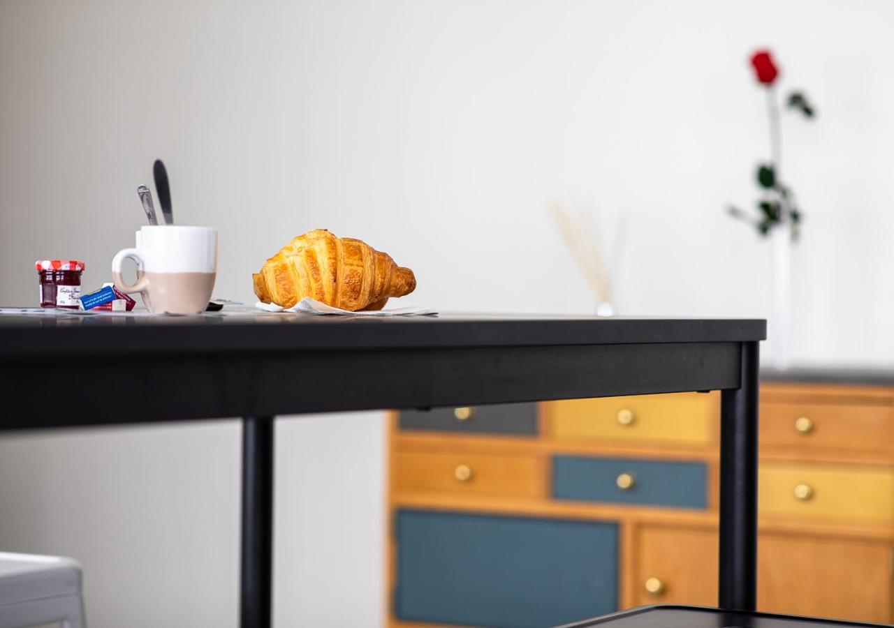 브장송 Le Loft Horloger Avec Parking 아파트 외부 사진